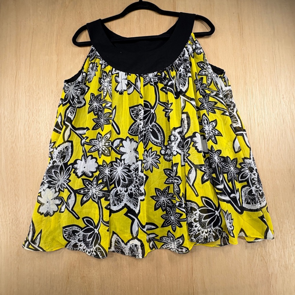 Essentials by Milano Women XL Yellow Black Floral Sleeveless Swing Blouse Top